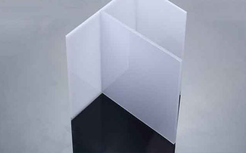 PC板和亞克力板哪一個(gè)更強?