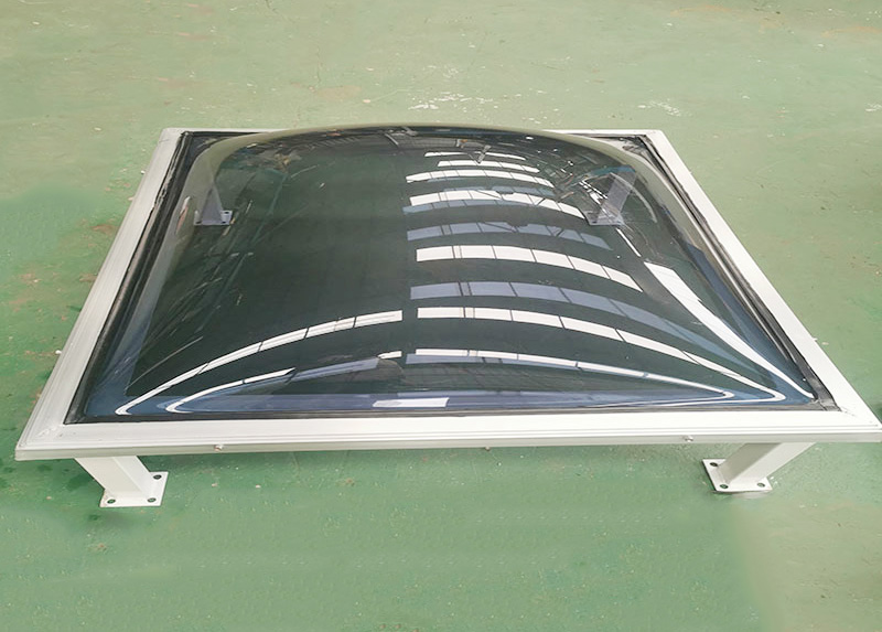 工程研究中心風(fēng)洞實(shí)驗室屋頂采光罩案例